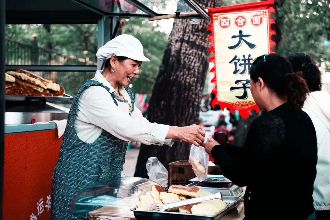 卷尺与扳手在维修作业中的搭配应用方案